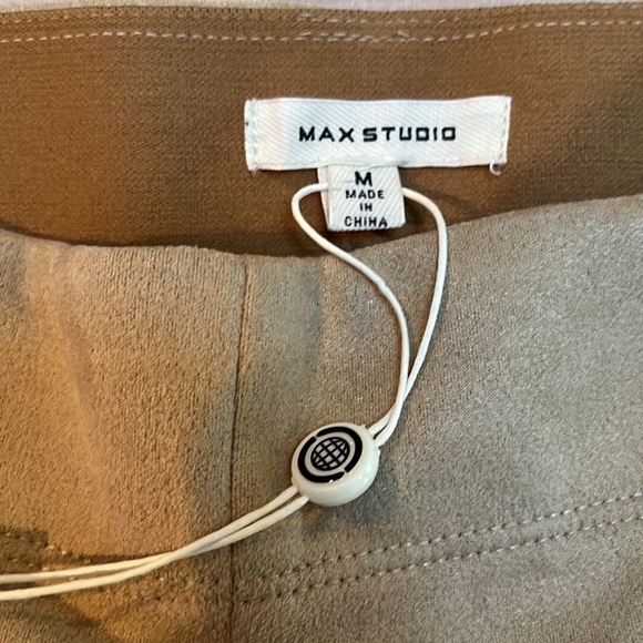 Max studio pull on beige dress pants - Picture 5 of 6